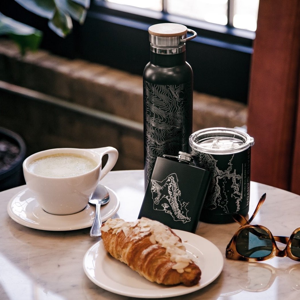 Harrisonburg - Virginia Map Bottle with Bamboo Top in Matte Black