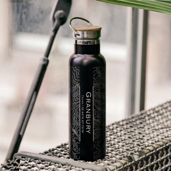 Granbury - Texas Map Bottle with Bamboo Top in Matte Black